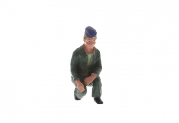 marine kneeling M1:25